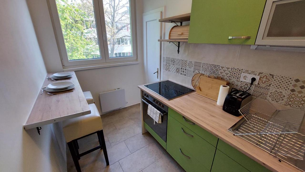 Comfy And Stylish Jewelry Box Apartment Budapest Exterior photo